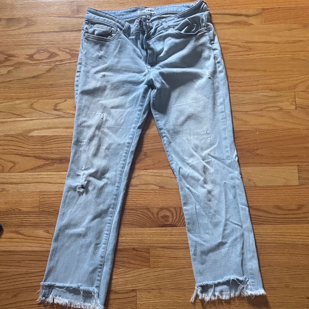 DL1961  Light Blue Distressed Women's Jeans size 29
